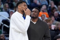 攻防尽显！前马刺雄鹿内线欧锦赛亮眼