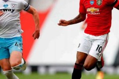 阿莫林完全懵了：曼联掉到第14，两大新援都没用，彻底哑火